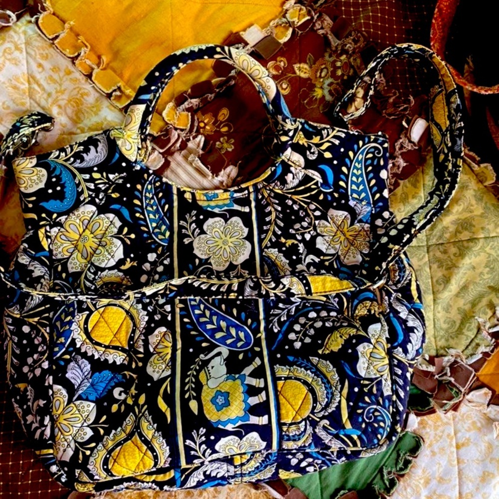 Authentic Vera Bradley Crossbody tote-Ellie Blue